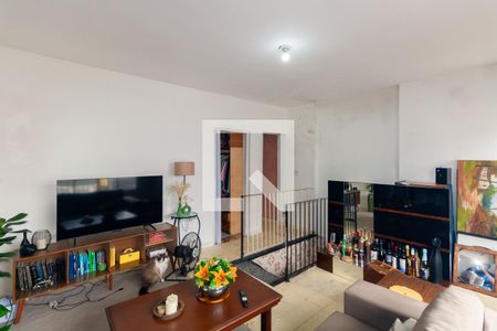 Sala de casa à venda com 6 quartos, 260m² em Vila California, São Paulo