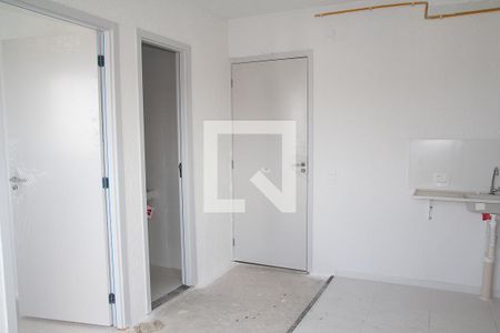 Sala/Cozinha de apartamento para alugar com 2 quartos, 32m² em Parque São Lourenço, São Paulo
