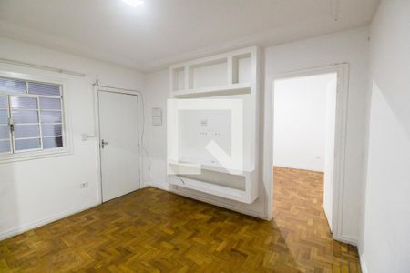 Sala  de casa para alugar com 1 quarto, 42m² em Jardim dos Camargos, Barueri