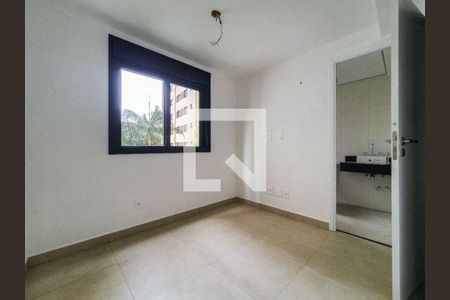 Casa à venda com 2 quartos, 155m² em Vila Mariana, São Paulo