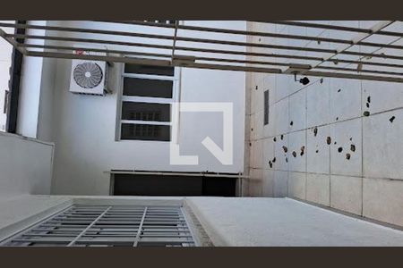 Casa à venda com 3 quartos, 214m² em Vila Mariana, São Paulo