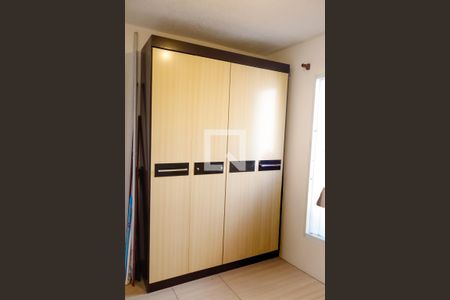 Quarto 2 de apartamento para alugar com 2 quartos, 48m² em Recanto das Rosas, Osasco