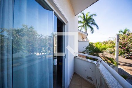 Varanda de casa de condomínio para alugar com 3 quartos, 331m² em Jardim Vera Cruz, Sorocaba
