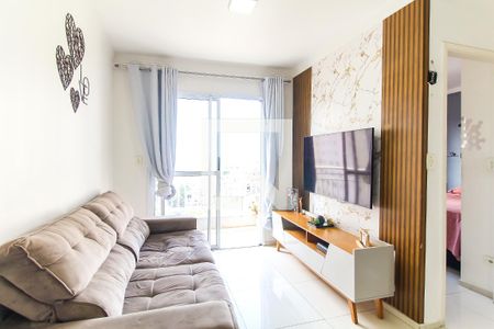 Sala de apartamento à venda com 2 quartos, 50m² em Vila Carmosina, São Paulo