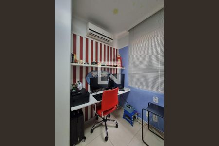 Quarto de casa de condomínio à venda com 4 quartos, 133m² em Parque Taquaral, Campinas