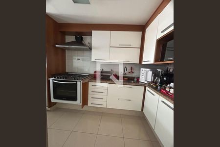 Cozinha de casa de condomínio à venda com 4 quartos, 133m² em Parque Taquaral, Campinas
