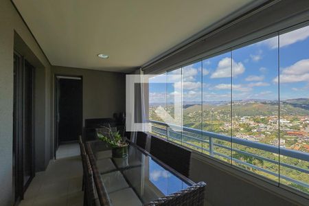 Apartamento à venda com 2 quartos, 100m² em Vila da Serra, Nova Lima