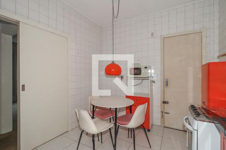 Cozinha de apartamento para alugar com 2 quartos, 110m² em Independência, Porto Alegre