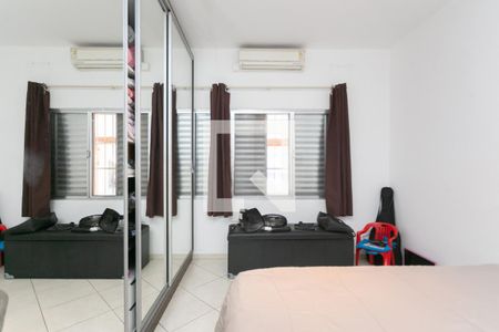 Quarto 2 de casa para alugar com 2 quartos, 170m² em Vila Barbosa, São Paulo