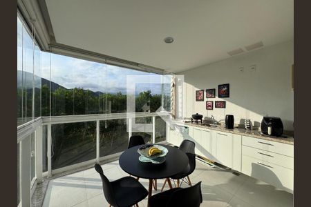 Apartamento à venda com 2 quartos, 67m² em Recreio dos Bandeirantes, Rio de Janeiro
