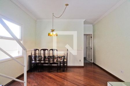 Sala de casa à venda com 3 quartos, 212m² em Vila Mariza Mazzei, São Paulo