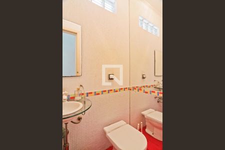 Lavabo de casa à venda com 3 quartos, 212m² em Vila Mariza Mazzei, São Paulo