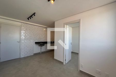 Sala/Cozinha de apartamento para alugar com 2 quartos, 35m² em Vila Moraes, São Paulo