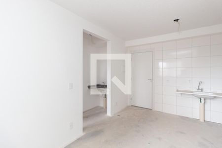 Sala/Cozinha de apartamento para alugar com 2 quartos, 35m² em São Miguel, São Paulo