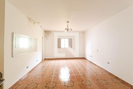 Casa à venda com 3 quartos, 240m² em Vila Maria Alta, São Paulo