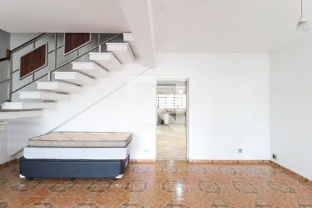 Casa à venda com 3 quartos, 240m² em Vila Maria Alta, São Paulo