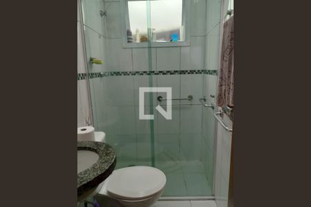 Banheiro de apartamento à venda com 2 quartos, 50m² em Jardim Santo Antônio, Santo André