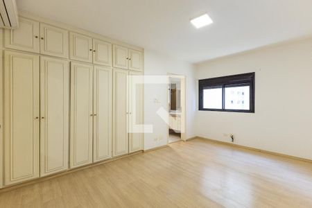 Suíte 1 de apartamento para alugar com 4 quartos, 190m² em Vila Nova Conceição, São Paulo