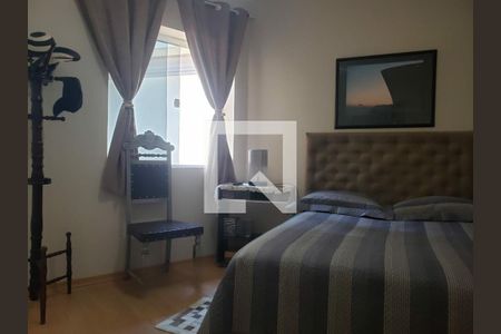 Casa à venda com 3 quartos, 330m² em Vila Irmaos Arnoni, São Paulo