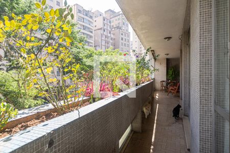 Varanda da Sala e dos Quartos de apartamento para alugar com 3 quartos, 200m² em Bela Vista, São Paulo