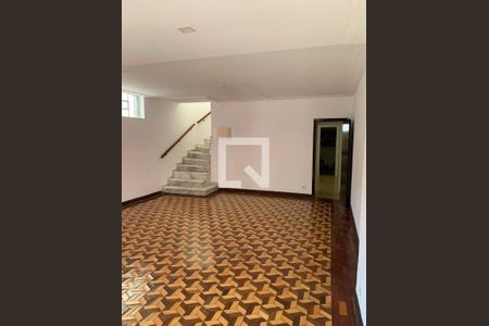 Casa à venda com 3 quartos, 192m² em Jardim da Gloria, São Paulo