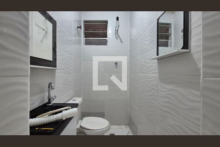 Banheiro  de casa para alugar com 3 quartos, 80m² em Jardim Utinga, Santo André