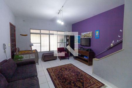 Casa à venda com 3 quartos, 120m² em Indianópolis, São Paulo