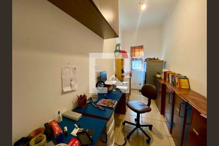Casa à venda com 6 quartos, 294m² em Cambuci, São Paulo