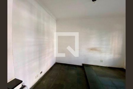 Casa à venda com 4 quartos, 120m² em Bosque da Saúde, São Paulo