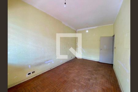 Casa à venda com 5 quartos, 284m² em Vila Mariana, São Paulo