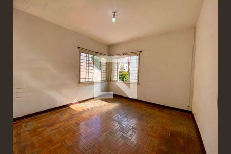 Casa à venda com 5 quartos, 284m² em Vila Mariana, São Paulo