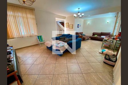 Casa à venda com 5 quartos, 360m² em Jardim da Gloria, São Paulo