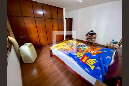 Casa à venda com 5 quartos, 360m² em Jardim da Gloria, São Paulo