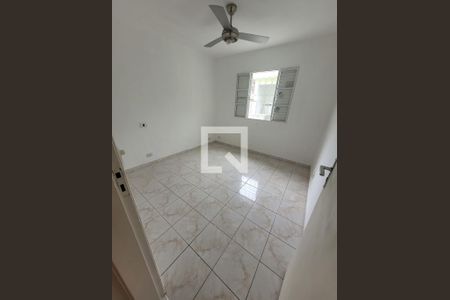 Quarto de casa à venda com 4 quartos, 146m² em Conjunto Residencial Santa Terezinha, São Paulo