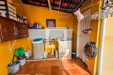 Área de Serviço de casa à venda com 3 quartos, 350m² em Parque Novo Oratório, Santo André