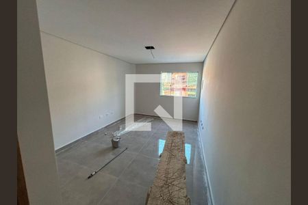 Casa à venda com 2 quartos, 180m² em Vila Palmeiras, São Paulo