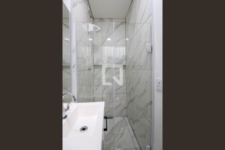 Banheiro Suíte  de casa para alugar com 2 quartos, 75m² em Parque Laguna, Taboão da Serra