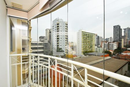 varanda Sala de kitnet/studio para alugar com 2 quartos, 50m² em Pinheiros, São Paulo