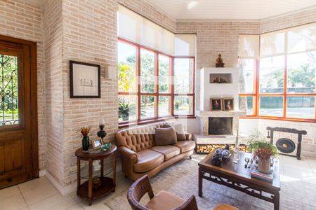 Sala  de casa de condomínio para alugar com 4 quartos, 700m² em Alphaville, Santana de Parnaíba
