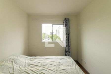 Quarto 1 de apartamento para alugar com 2 quartos, 63m² em Capão Raso, Curitiba