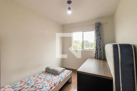 Quarto 2 de apartamento para alugar com 2 quartos, 63m² em Capão Raso, Curitiba