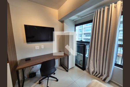 Sala/Quarto de kitnet/studio para alugar com 1 quarto, 24m² em Vila Cordeiro, São Paulo