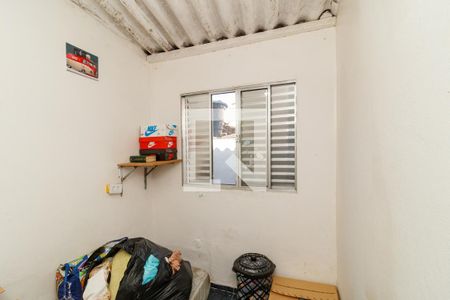 Quarto 2 de casa para alugar com 2 quartos, 42m² em Vila Albertina, São Paulo