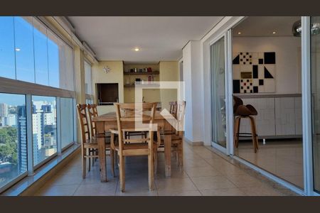 Apartamento à venda com 3 quartos, 221m² em Santo Amaro, São Paulo