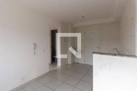 Sala de apartamento para alugar com 2 quartos, 33m² em Vila Ema, São Paulo