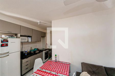 Sala/Cozinha de apartamento para alugar com 2 quartos, 40m² em Quinta da Paineira, São Paulo