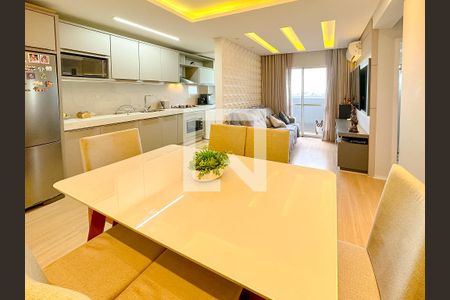 Sala de Jantar de apartamento para alugar com 2 quartos, 57m² em Areias, São José