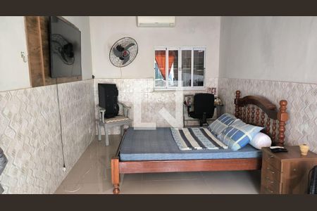 Casa à venda com 3 quartos, 120m² em Olaria, Rio de Janeiro