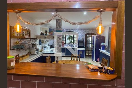 Casa à venda com 4 quartos, 234m² em Taquara, Rio de Janeiro