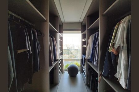 Apartamento à venda com 3 quartos, 228m² em Pinheiros, São Paulo